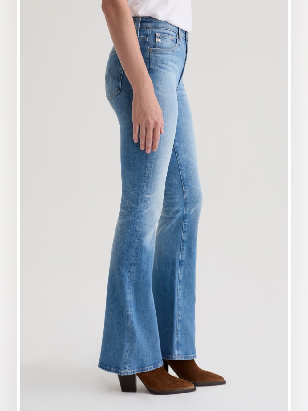 NWOT AG Farrah Mid Rise Bootcut Jeans (18 Years Bisou) size 29x32 - Picture 3 of 7